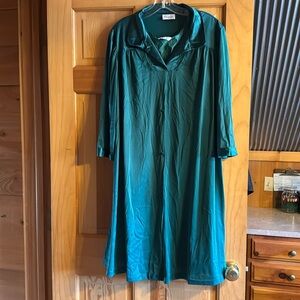 Vanity Fair XL vintage set - gown and button-up robe